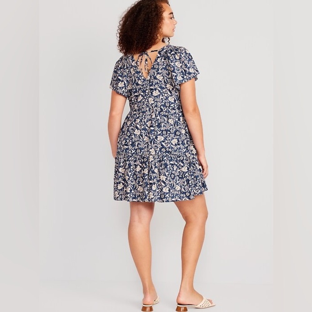 Old Navy V-Neck Tiered Mini Swing Dress in Blue/Tan Floral, Women's 3X - Picture 6 of 12